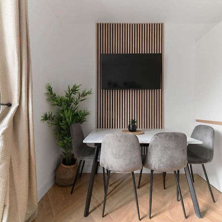 Residence Serbie - Appartements Design Et Climatises En Centre Ville 维琪 外观 照片