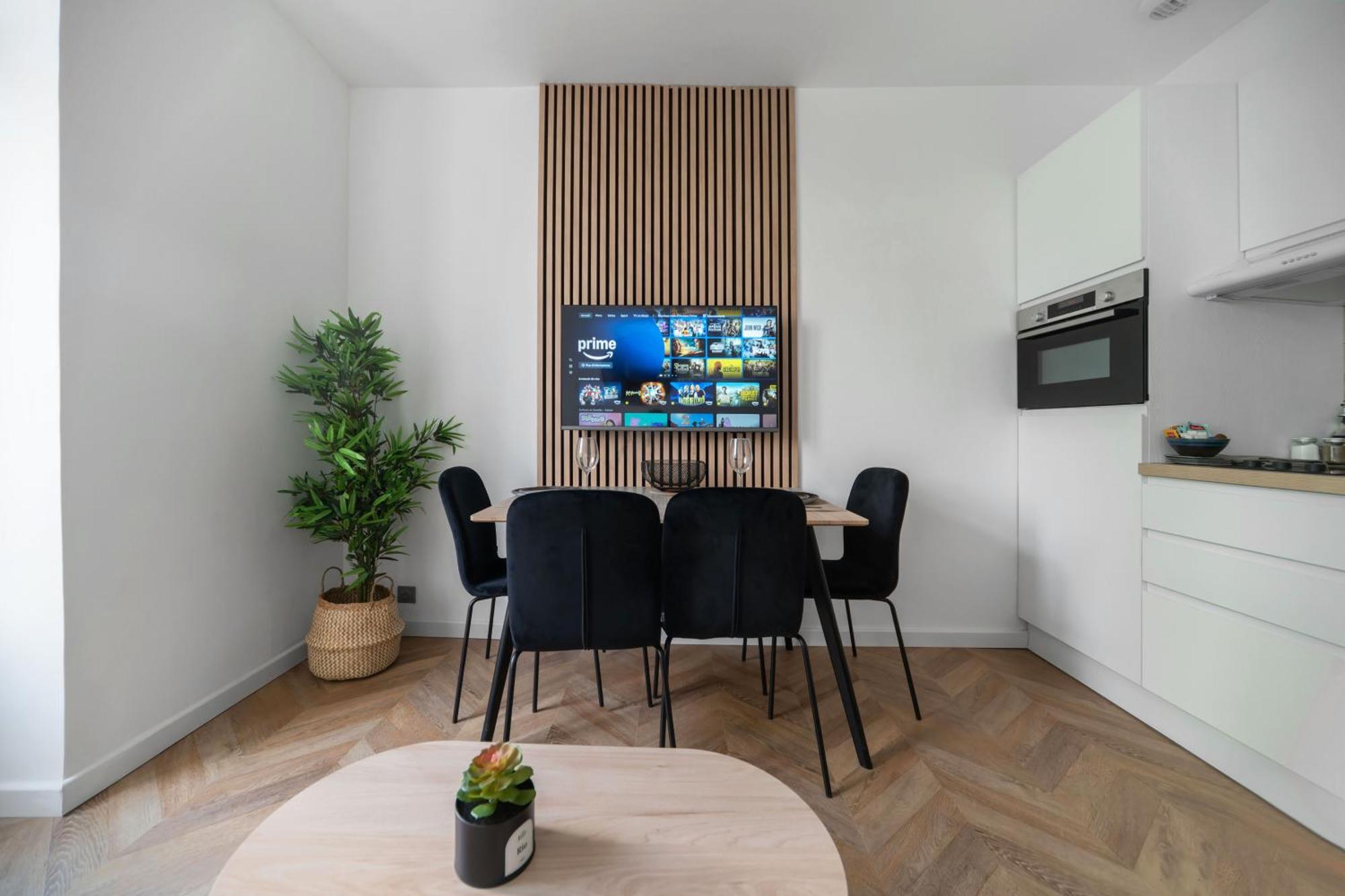 Residence Serbie - Appartements Design Et Climatises En Centre Ville 维琪 外观 照片