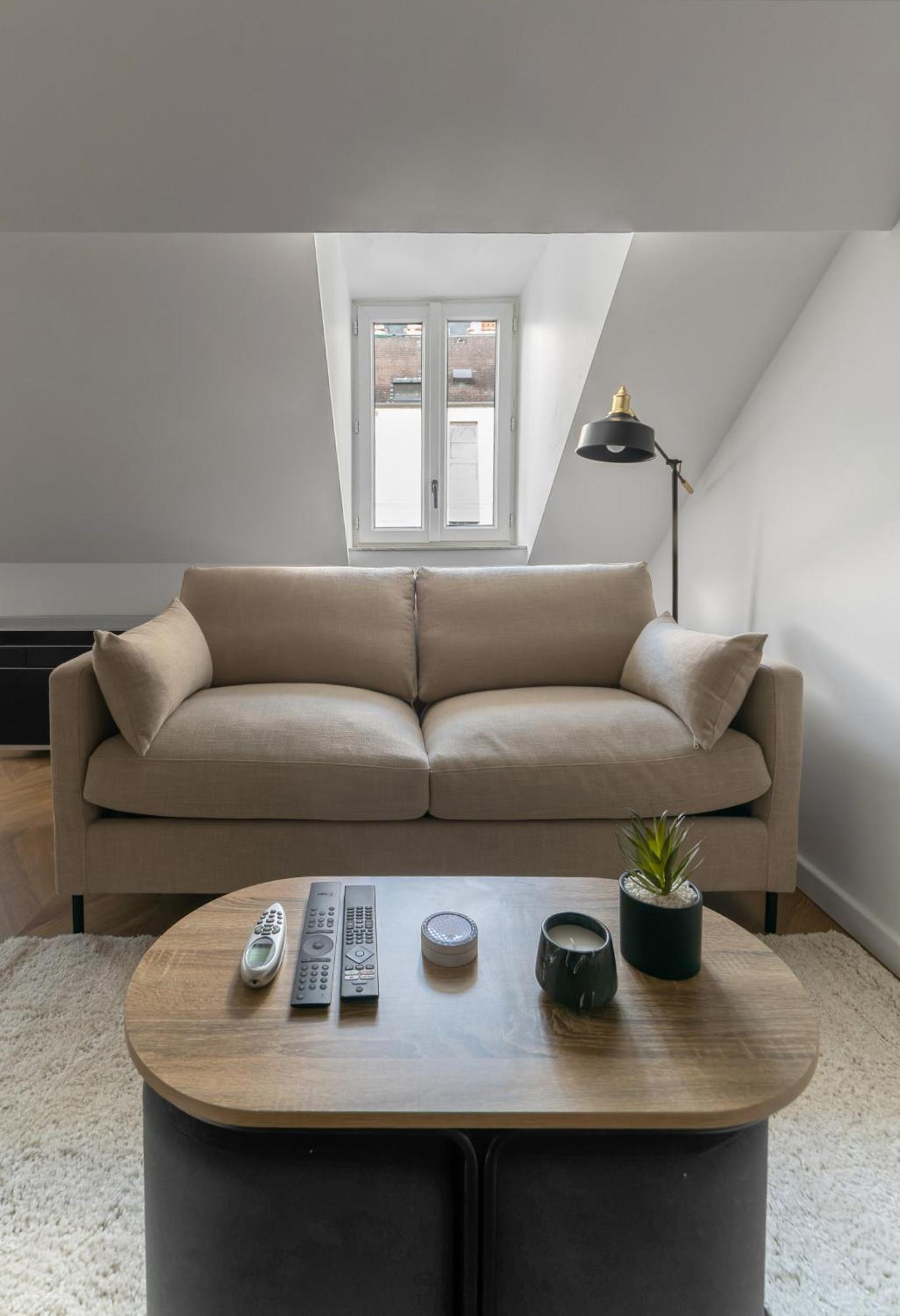 Residence Serbie - Appartements Design Et Climatises En Centre Ville 维琪 外观 照片