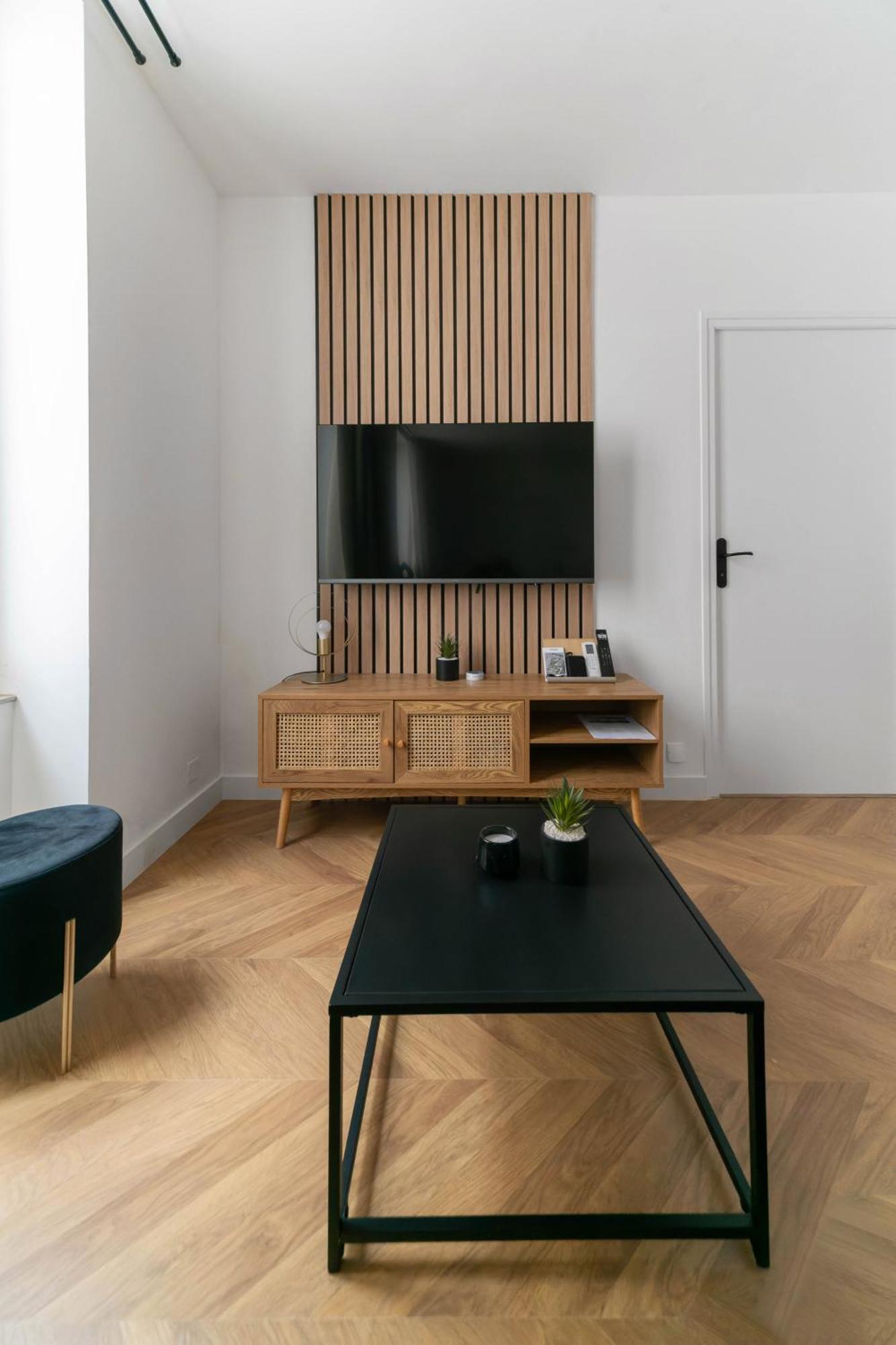 Residence Serbie - Appartements Design Et Climatises En Centre Ville 维琪 外观 照片